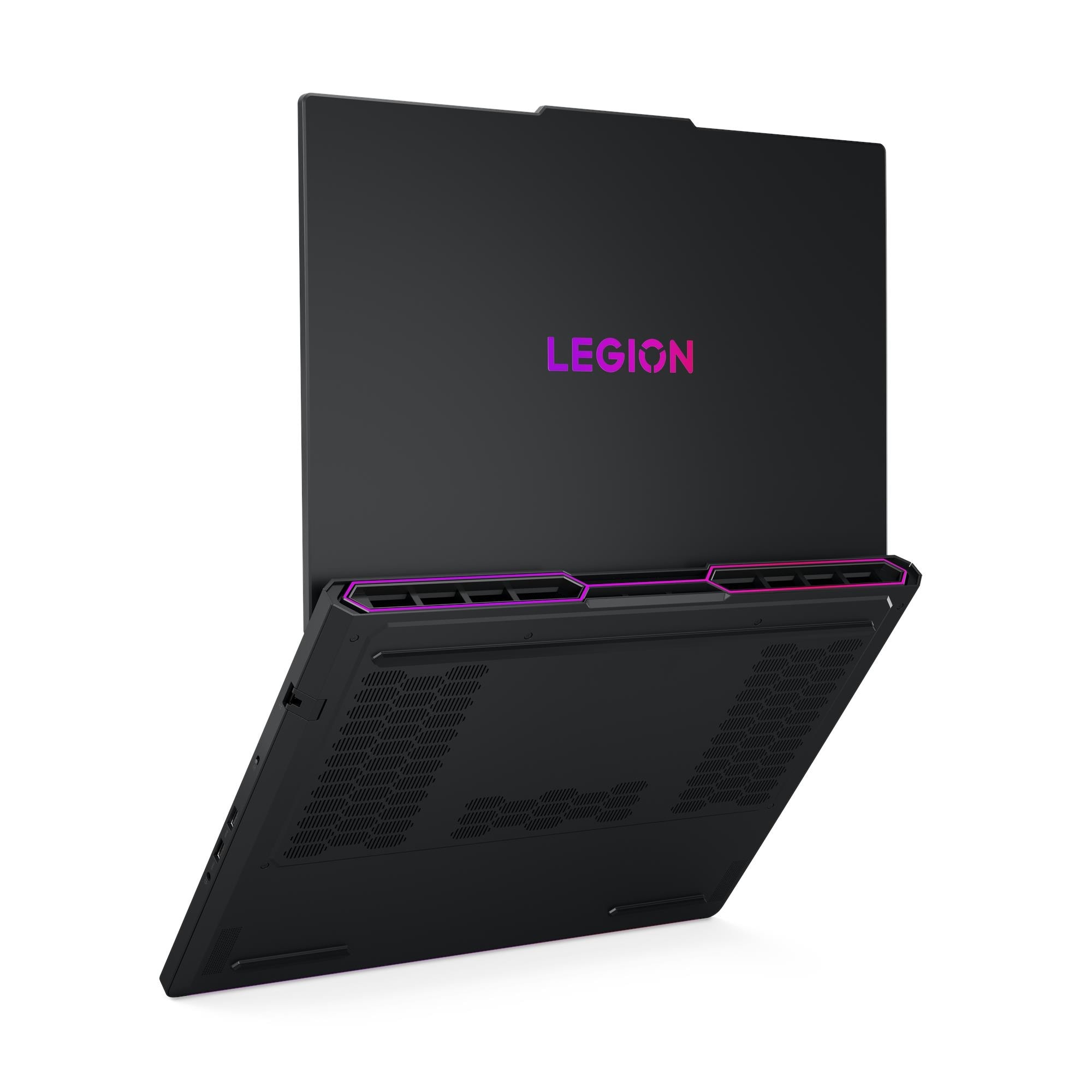 Ноутбук Lenovo Legion Pro 7 16IAX10H (83F50023RK) Core Ultra 9 275HX 64Gb SSD1Tb Nvidia GeForce RTX5080 16Gb 16" OLED WQXGA (2560x1600) без ОС black — фото 8